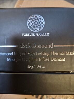 Forever Flawless Black Diamond Age-Defying Thermal Mask - Black